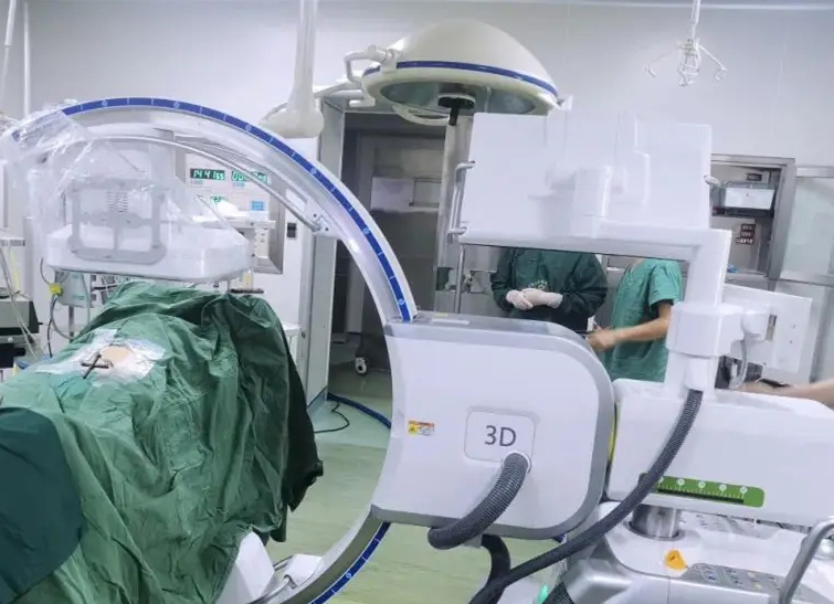 C臂機(jī)保護(hù)套在術(shù)中的正確使用方法